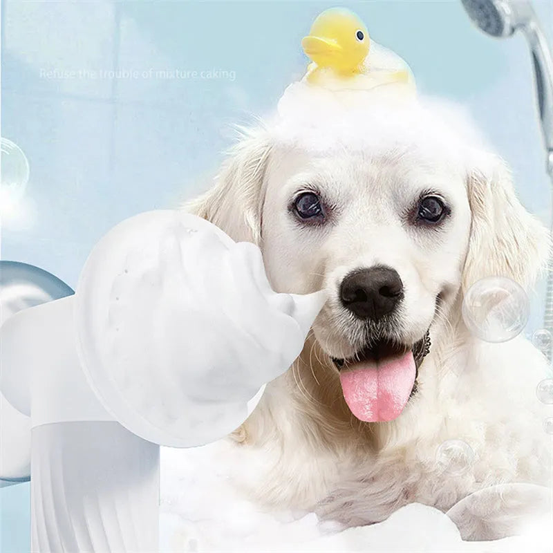 Automatic foaming dog cat bath brush with soap dispenser and silicone bristles, handheld and wireless, for pet grooming