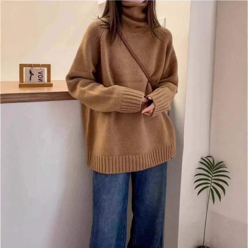 Women's loose fit turtleneck sweater with curling pile collar in thick polyester fabric