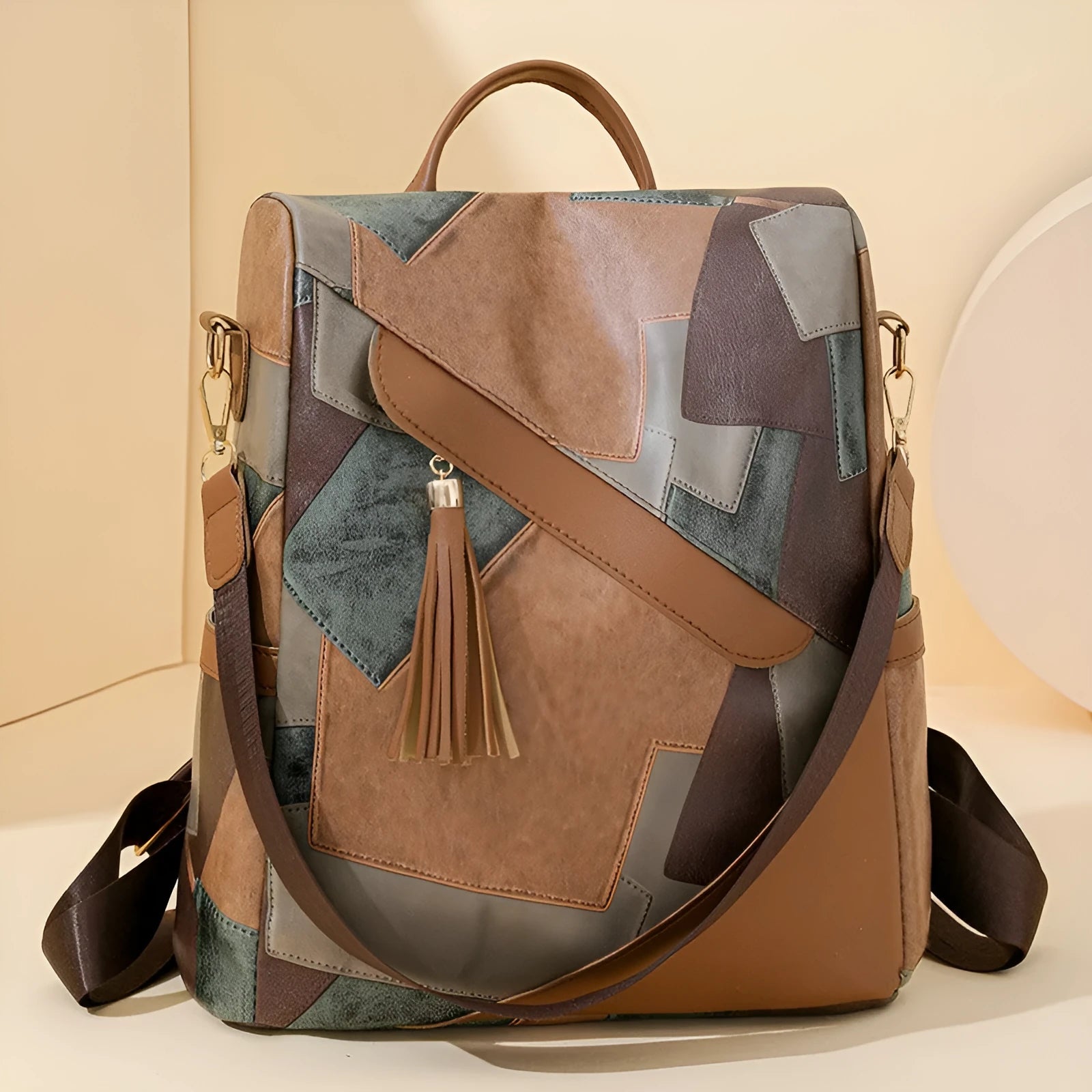 Large capacity retro patchwork casual bag in black, PU leather, 20 litres, crossbody style