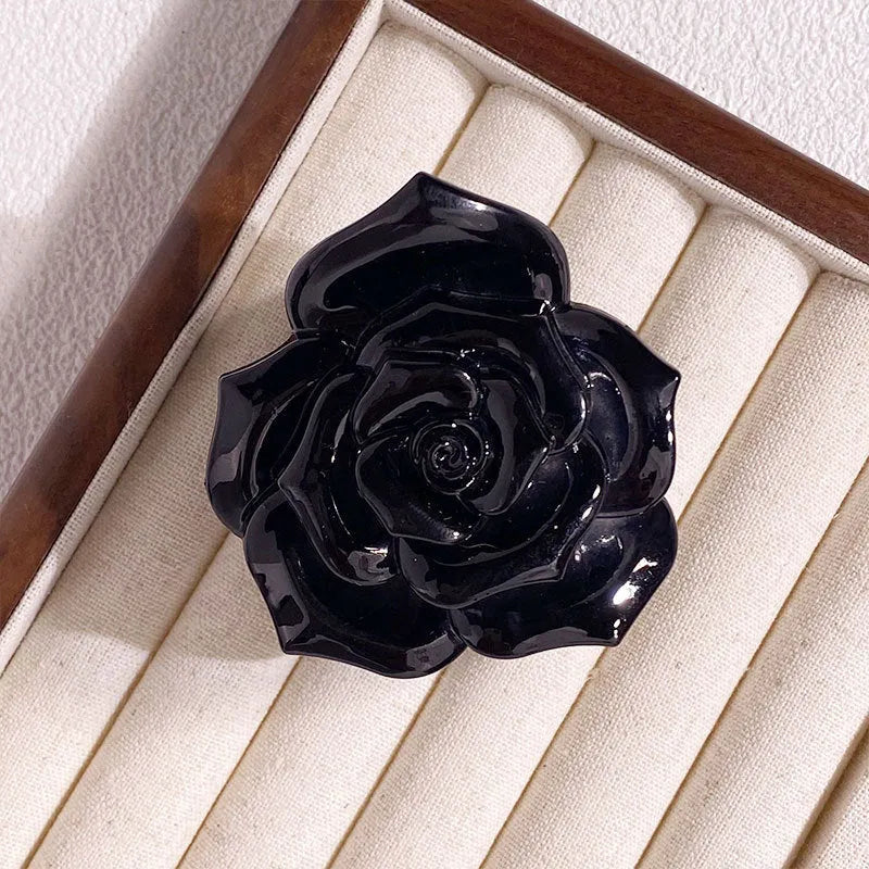 Retro three-dimensional rose grip camellia back head half tie hairpin for women in 6cm size