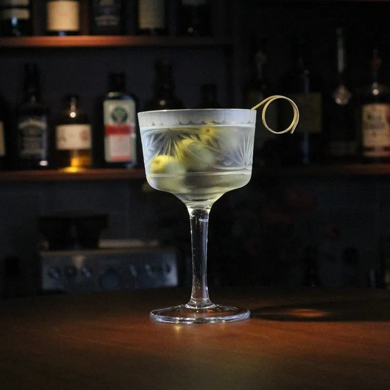 Japanese style crystal martini cup with hand-carved dragon pattern, 101-200ml capacity, retr colour options