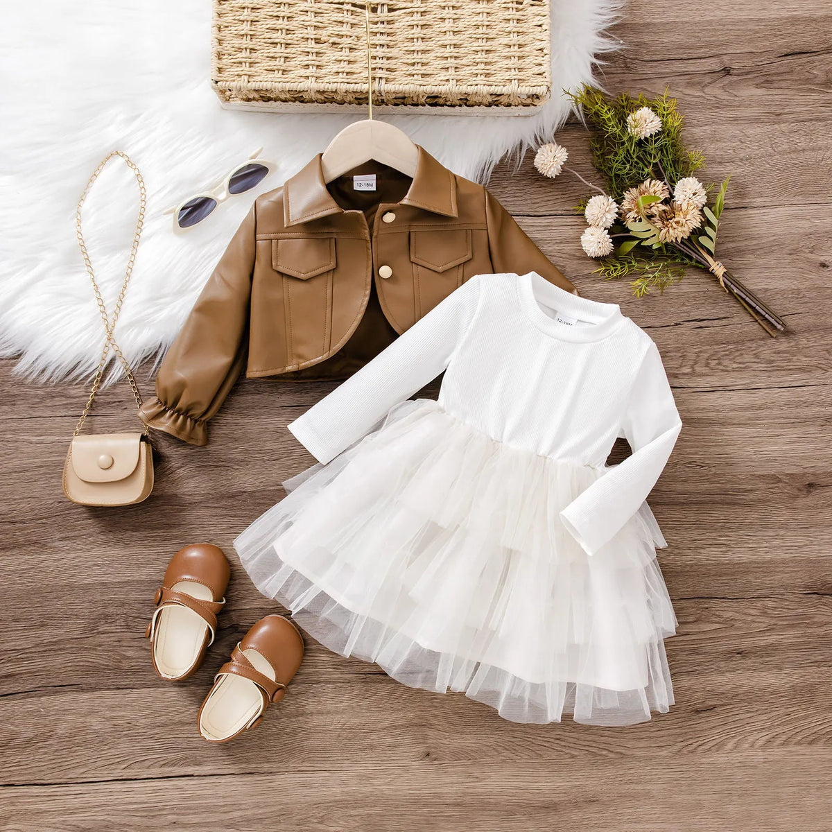 Korean-style children's two-piece set in brown cotton: long-sleeve coat and dress for baby girls, suitable height 12-18 months