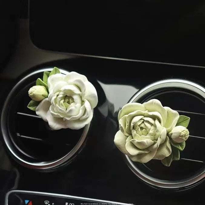Jasmine solid car perfume vent clip with gypsum base in off-white colour