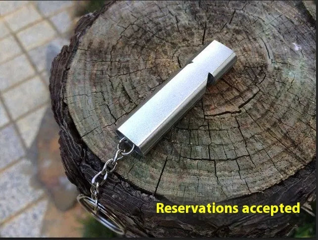 Aluminium alloy double-hole outdoor survival whistle in silver or gold colour