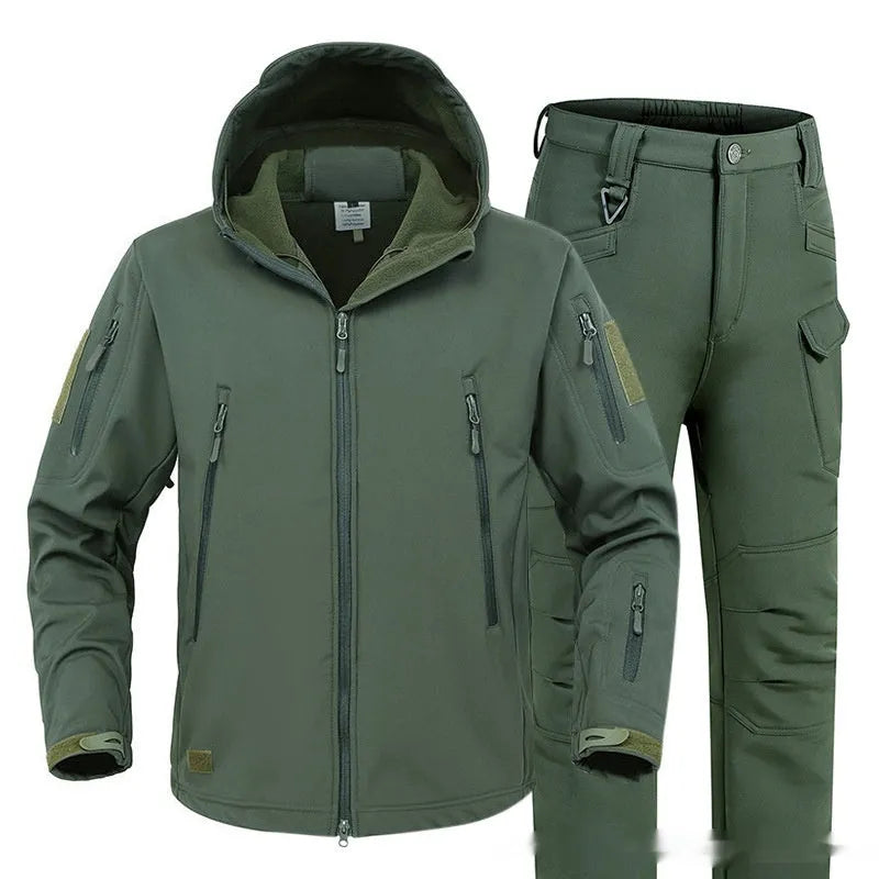 Men's soft shell camouflage jacket in black, grey, green or khaki with fleece lining, windproof waterproof, sizes S-XXXL, includes pants.