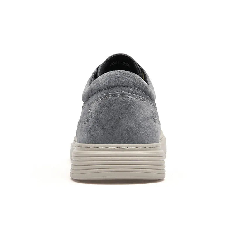 Men's grey casual leather skate shoes with round toe and lace-up front