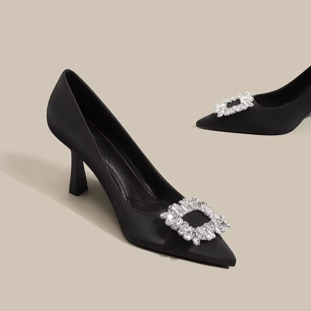 Women's French pointed mid-heel pumps in solid colour with stiletto design and microfibre upper