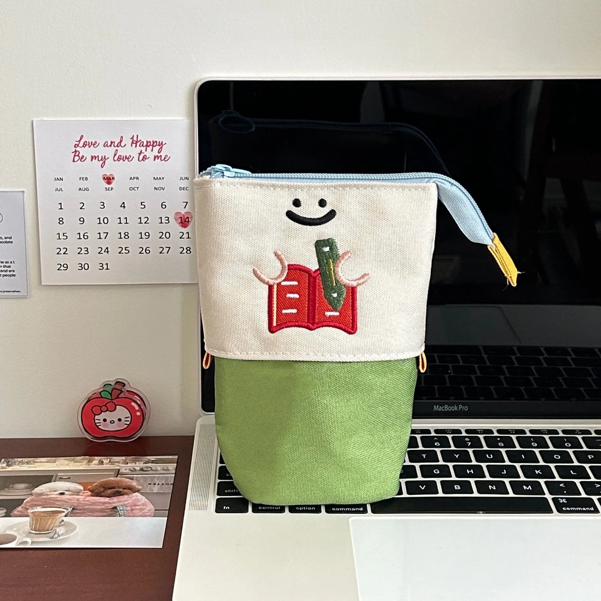 Brown Korean style cartoon collapsible pencil case with Oxford fabric 17x14cm dimensions