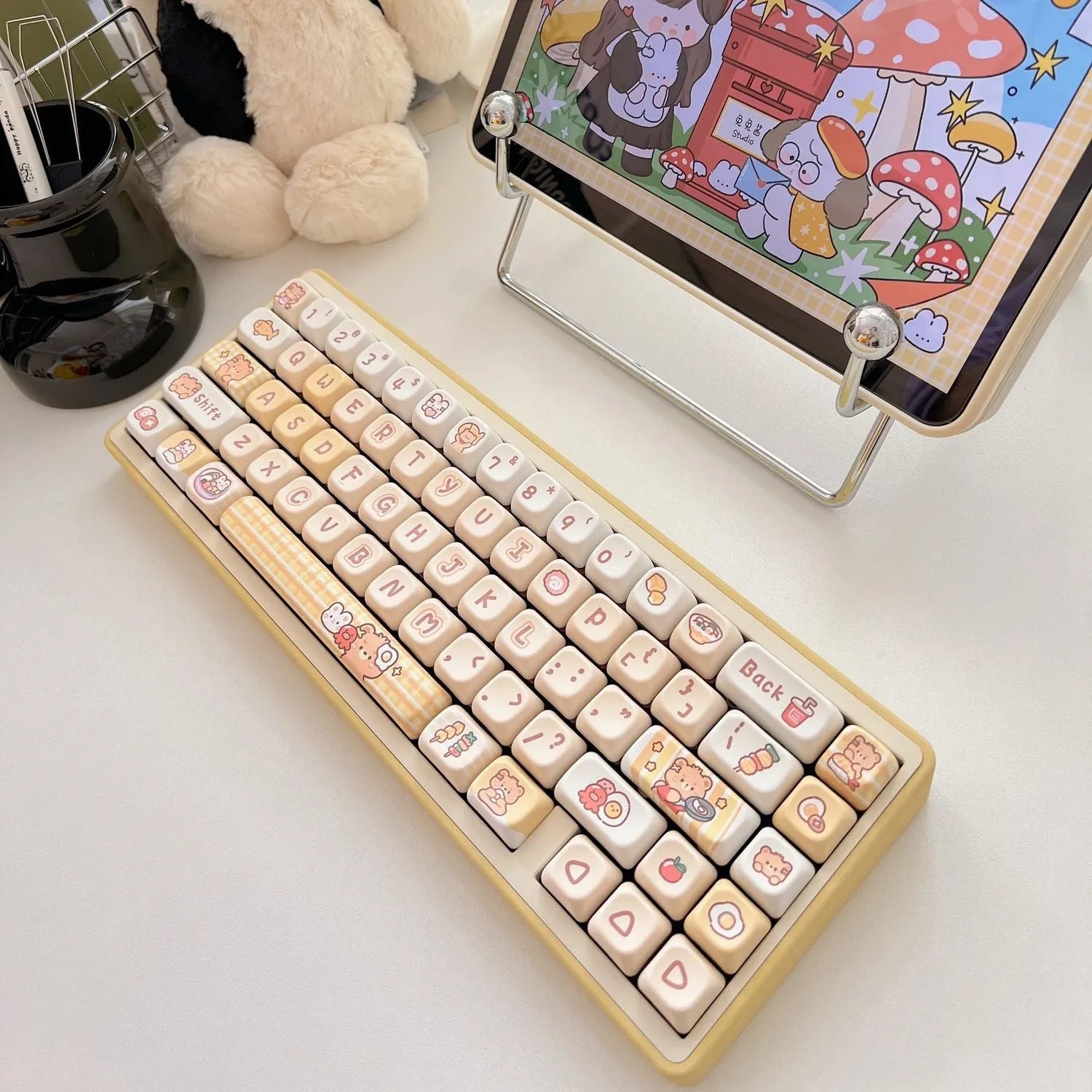 Rabbit Bear Restaurant themed PBT keycap set in EOA profile, 140 pieces with colourful sublimated artwork.