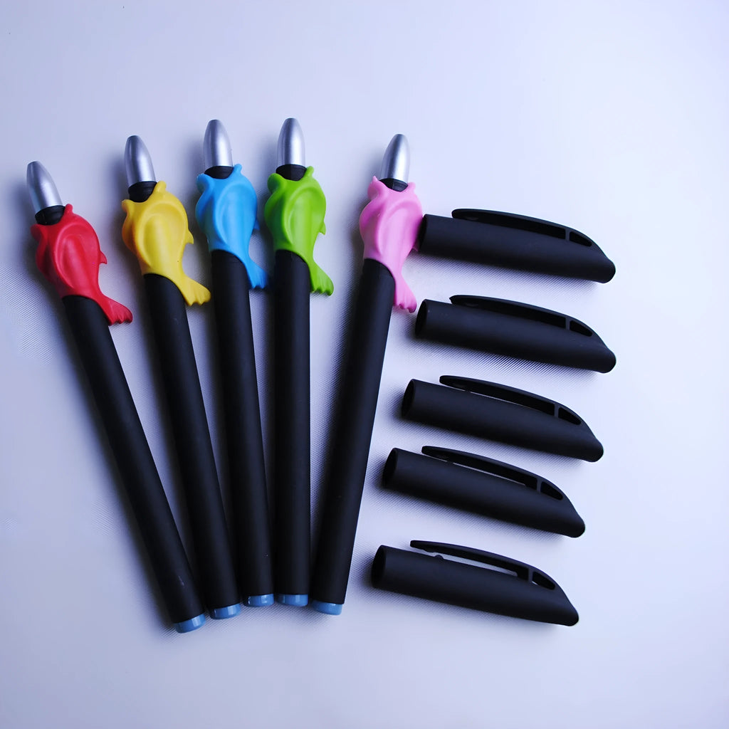 Automatic fading pen with 0.5mm tip, plastic housing, blue ink refills, and pen holder