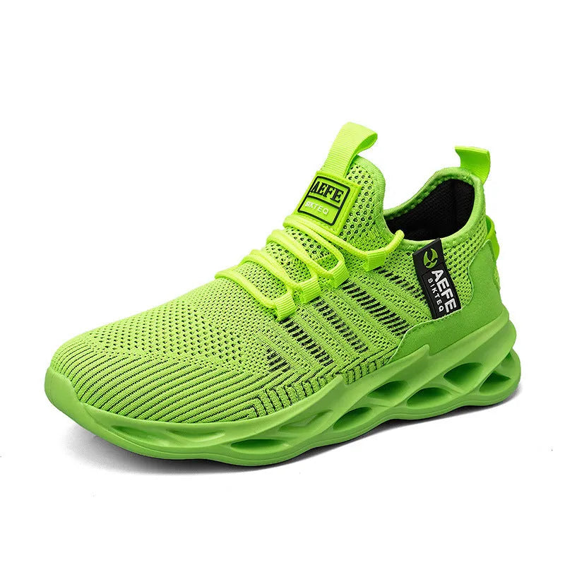Men's black mesh casual running shoes with cross straps and round toe on a white background