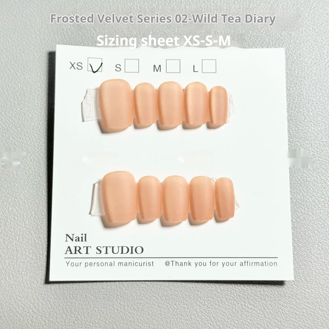 Aurora Cat's Eye false nail art set with frosted velvet texture in sizes XS, S, and M.