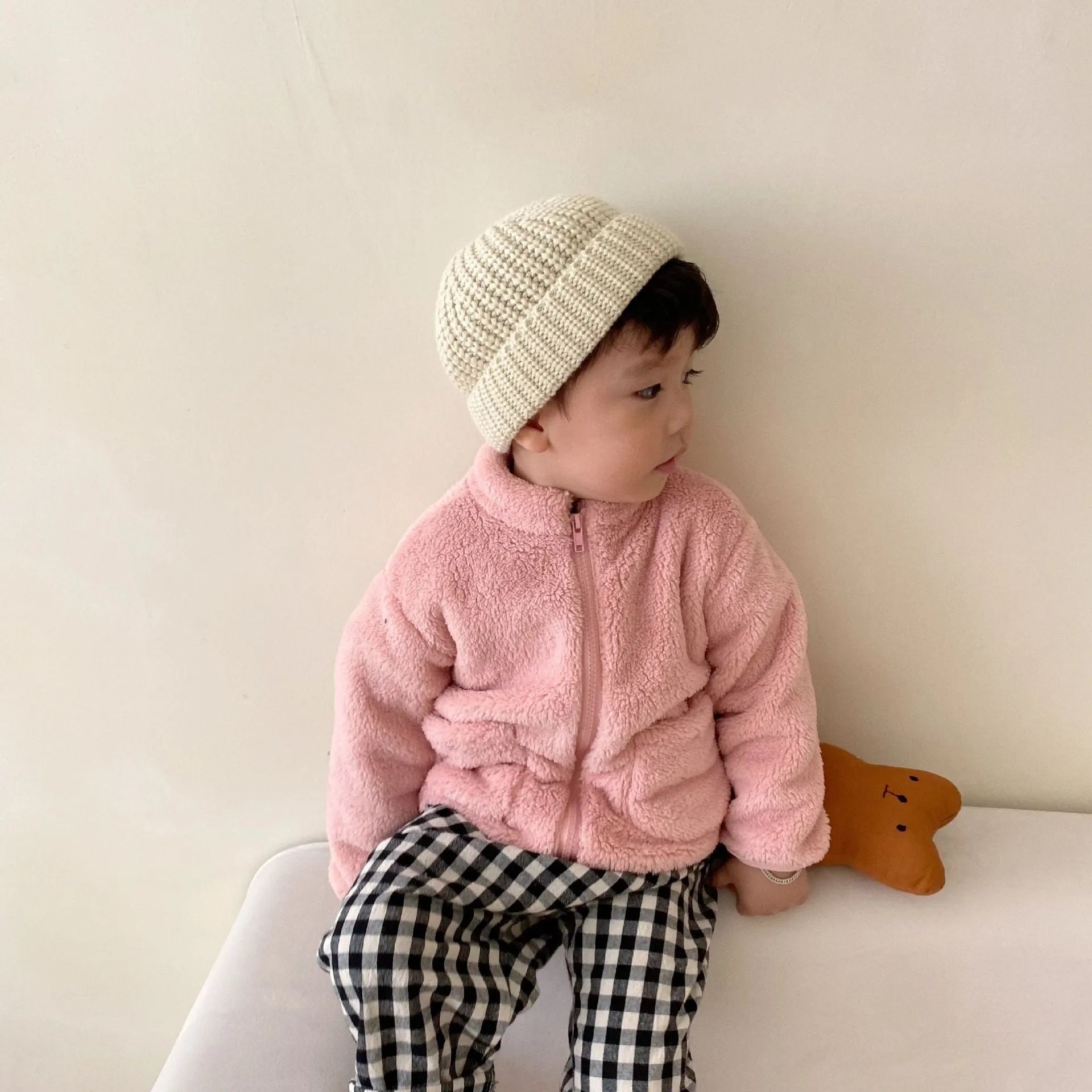 Kids sherpa fleece winter coat with full-zip front, standing collar, and elastic cuffs in solid colours