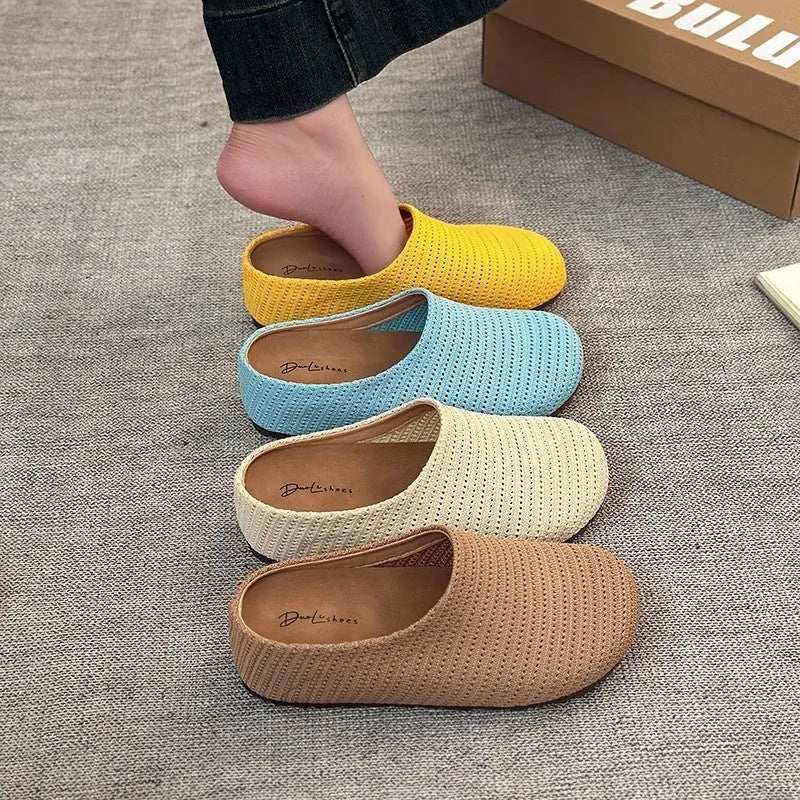 Women's non-slip baotou boken slippers in cloth with rubber sole, showing colour options and round toe design