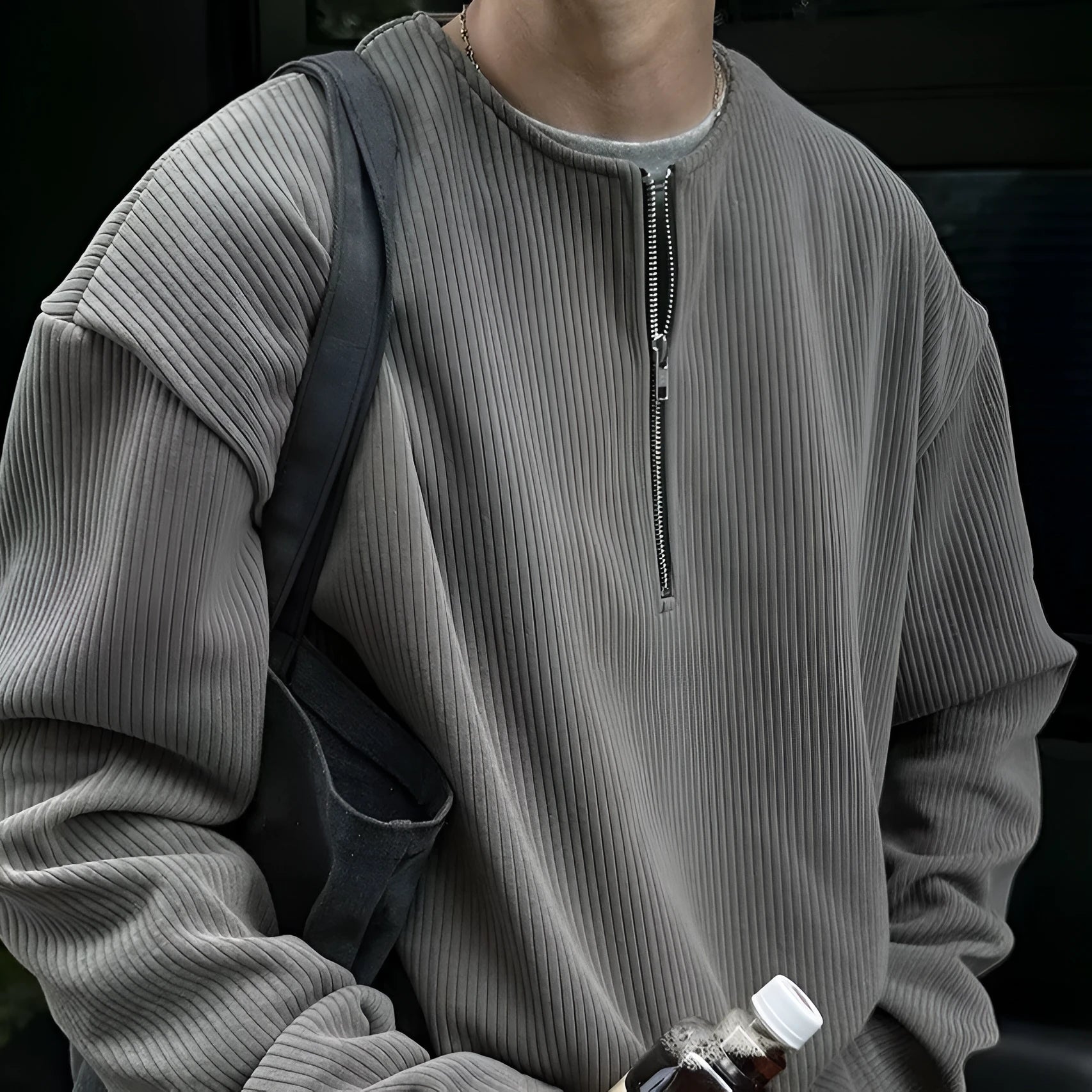 Solid colour loose fit pullover top with long sleeves in grey, black or apricot