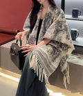 Women's casual tassel scarf cape in picture colour, polyester, free-size shawl wrap
