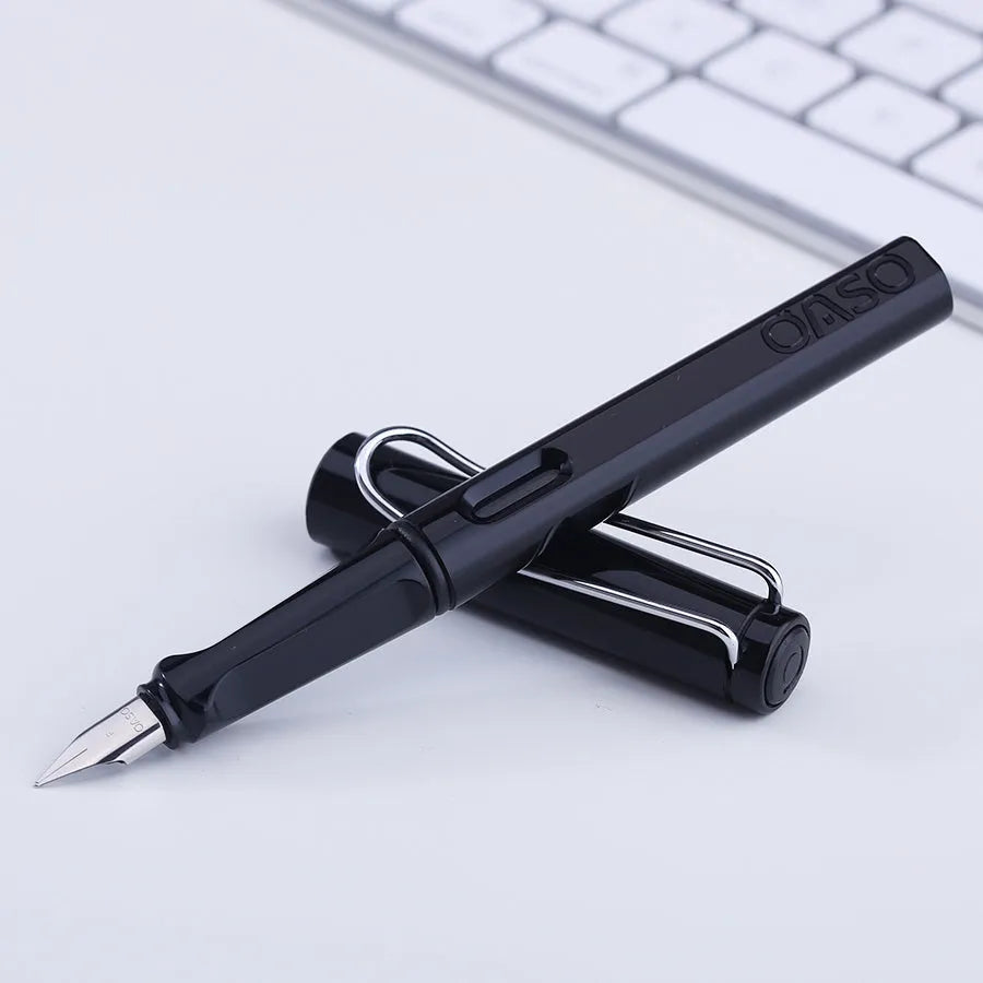 Ink sac pen with 0.5mm steel nib in red, yellow, green, blue or black plastic body