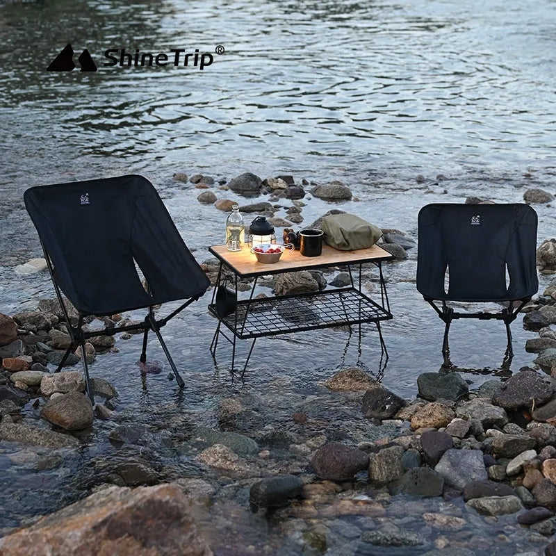 Foldable aluminium alloy moon camping chair in a choice of colours and back styles.