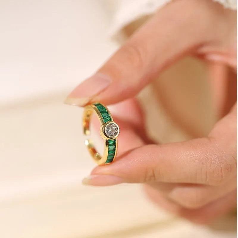 Green heart shape open mouth ring with micro inlaid emerald zircon and diamond accent for women