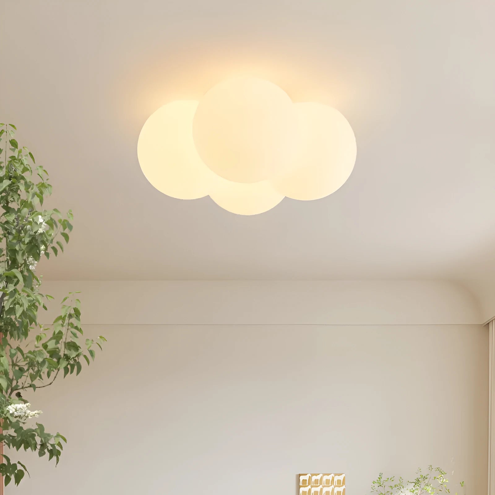 Modern cloud design ceiling chandelier with four lights for bedroom installation