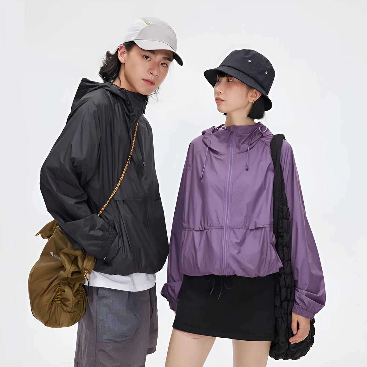 Men's sports hooded thin coat in chemical fibre blend with slit pocket, available in multiple colours