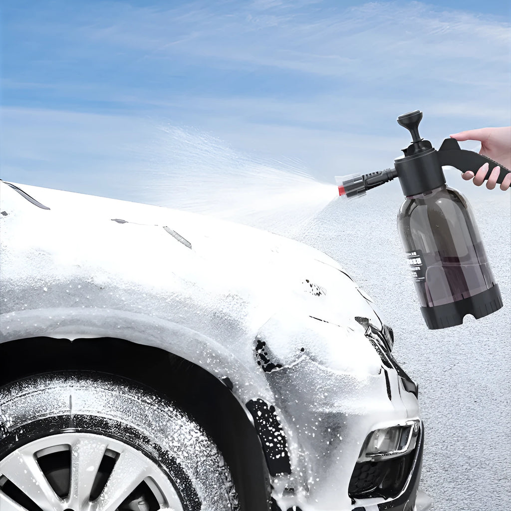 Black hand-held foam sprayer watering can with 2L capacity and aluminium oxide tie rod