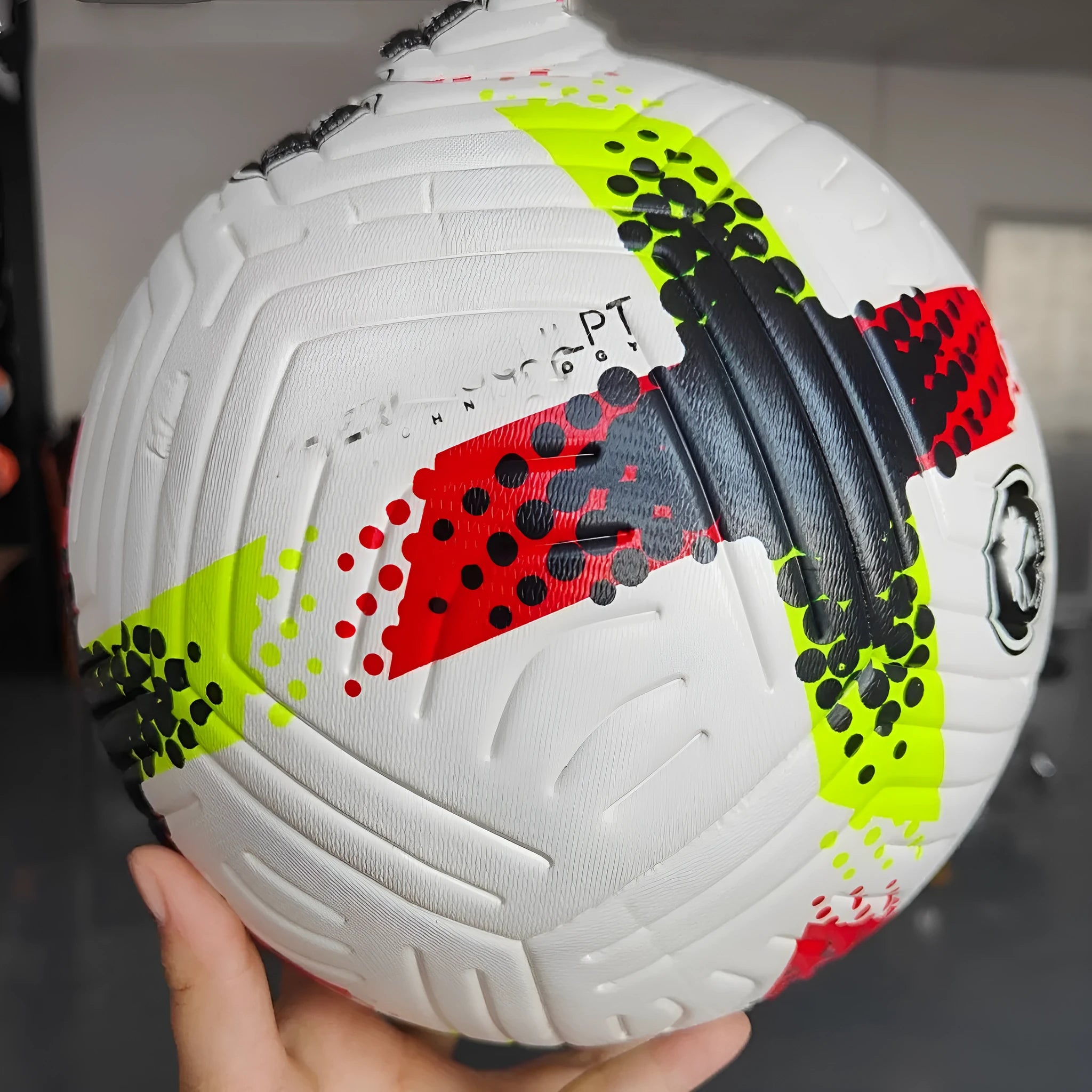Fluorescent green size 5 training football for club league special matches