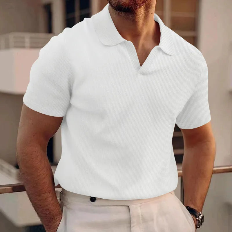 Men's black waffle fabric lapel t-shirt with short sleeves in slim fit