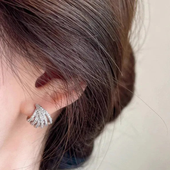 Women's geometric earrings in platinum colour with zircon construction and electroplated finish