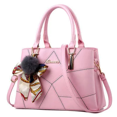 Large horizontal square women's handbag with car suture detail and zipper closure in white