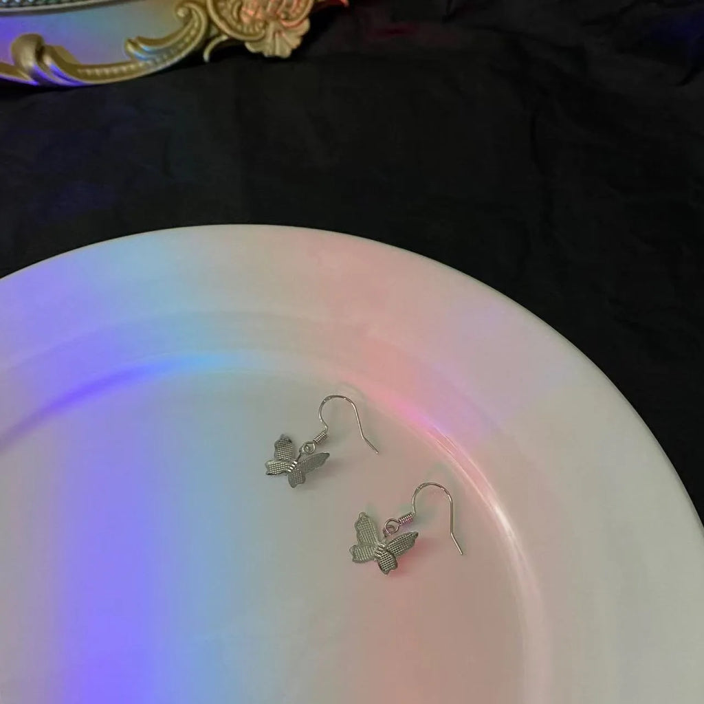 Women's alloy butterfly earrings with electroplating finish, butterfly motif, fashion OL style, butterfly earrings colour