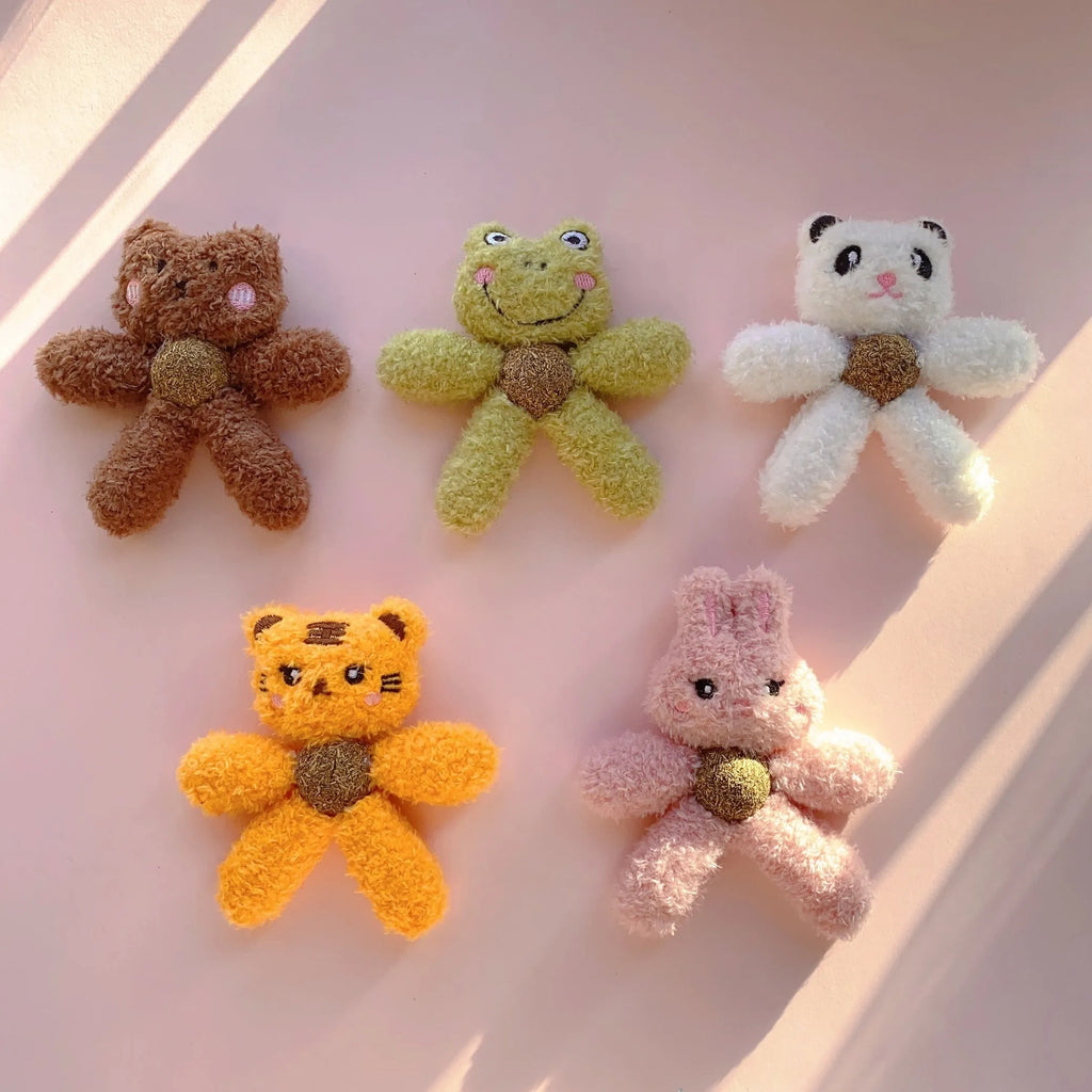 Indoor catnip ball toy in animal design, 12.5 by 11 cm, edible catnip filling for teeth cleaning and interactive play