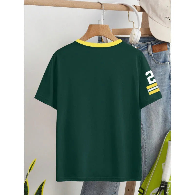 Casual loose fit cotton T-shirt with digital letter printing in contrasting colours, short sleeve design