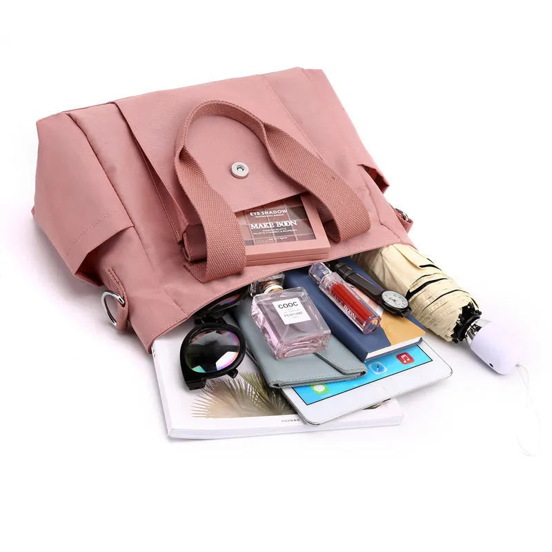 Women's multi-interlayer nylon shoulder bag in khaki, large capacity, horizontal square shape with single strap