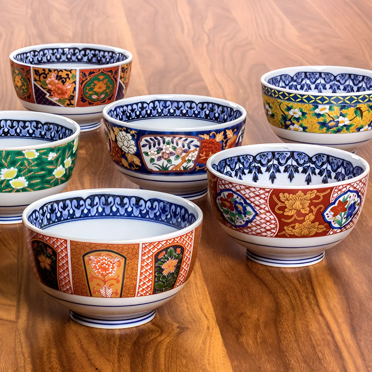 Retro Japanese style 4-inch porcelain bowl with dyed peony pattern and underglaze finish in gold colour