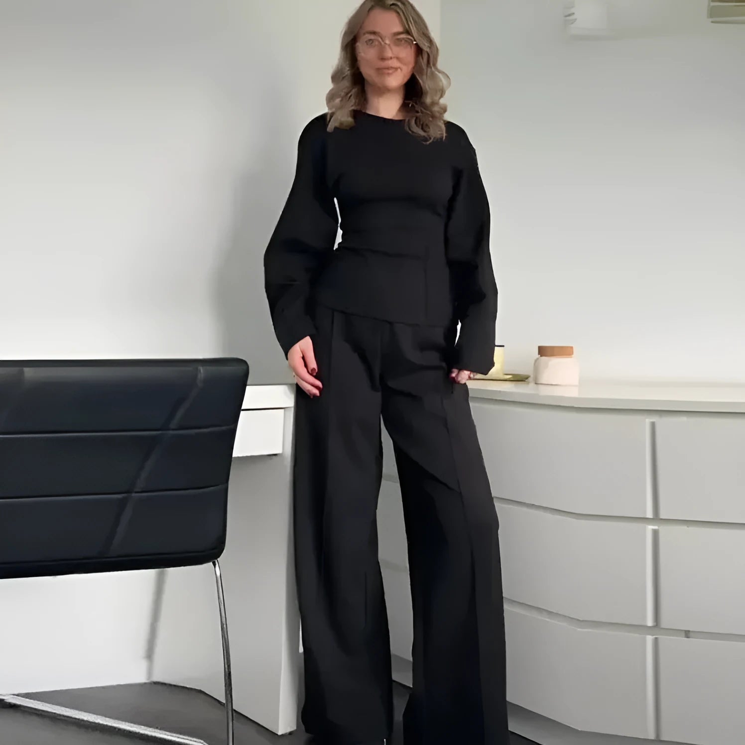 Women's polyester fleece trouser suit with long sleeve O-neck top and wide leg trousers