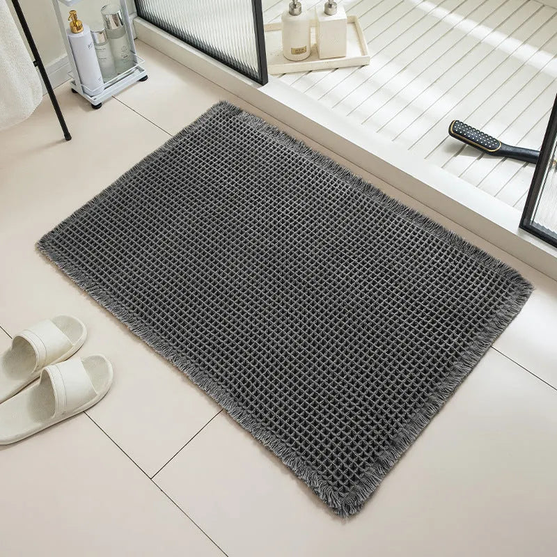 Non-slip checkered pattern bathroom carpet in polyester fibre available in multiple colours and sizes