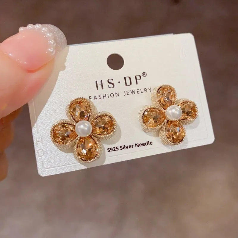 Coffee colour rhinestone pearl petal stud earrings with real gold plating on copper base