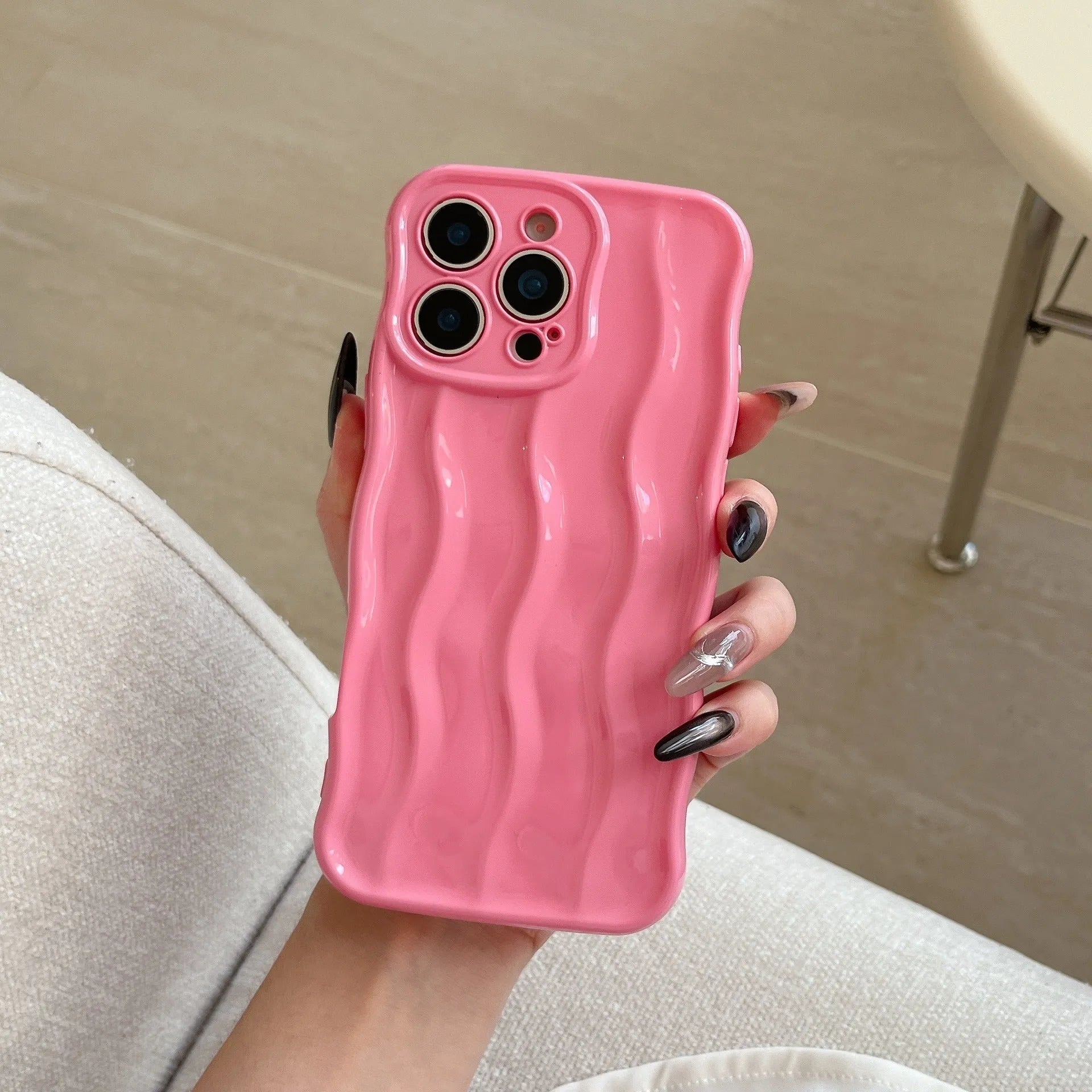 Electroplated wave stripe protective back cover case for iPhone 17 in various colours.