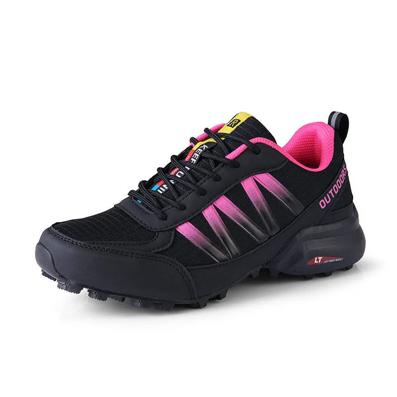 Flat-heeled mountaineering sneakers in multiple colours with a front lace-up and rubber sole.