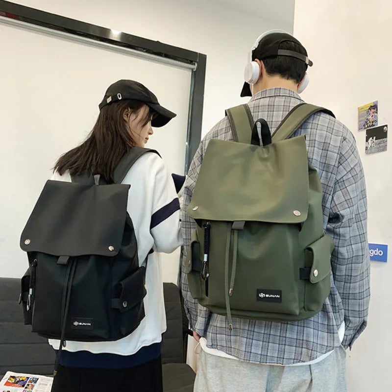 Large-capacity Ins backpack locomotive school bag in Oxford cloth with colour-contrast design for students