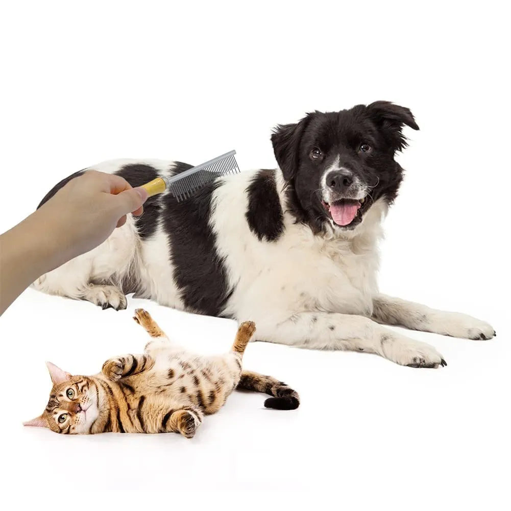 Wooden handle pet grooming comb for dogs and cats with rounded comb needles