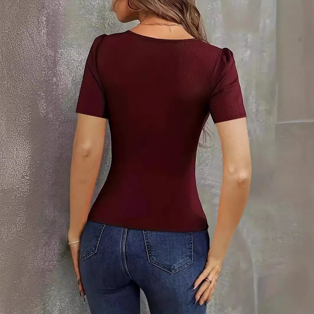 Women's knitted low-neck slim fit short sleeve pullover in solid colour