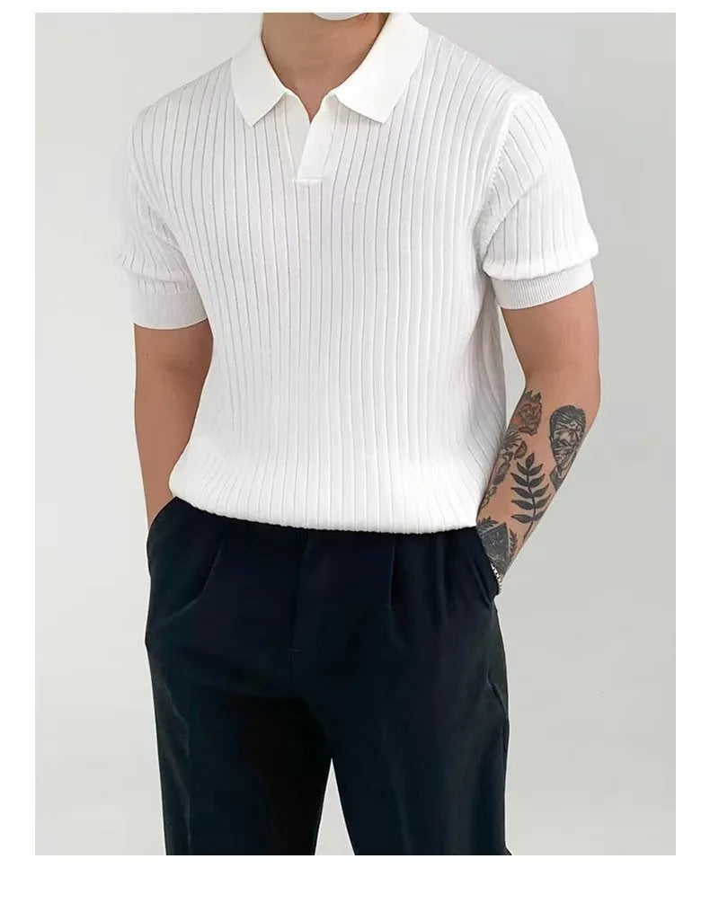 Men's solid colour cotton blend polo shirt with half sleeves in loose fit