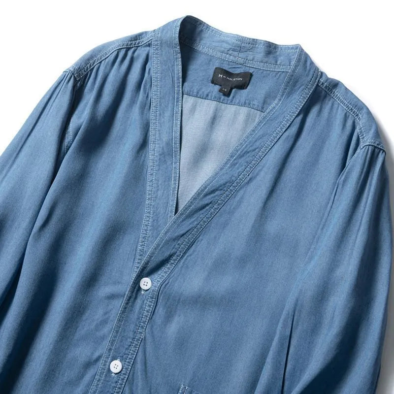 Men's dark blue casual denim coat with three-quarter sleeves and V-neck