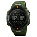 Sports smartwatch with 50mm round dial compatible with Apple and Android phones
