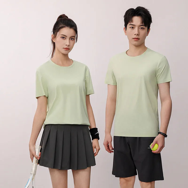 Ice Silk quick-dry antibacterial anti-UV slim-fit T-shirt in solid colours on a hanger.