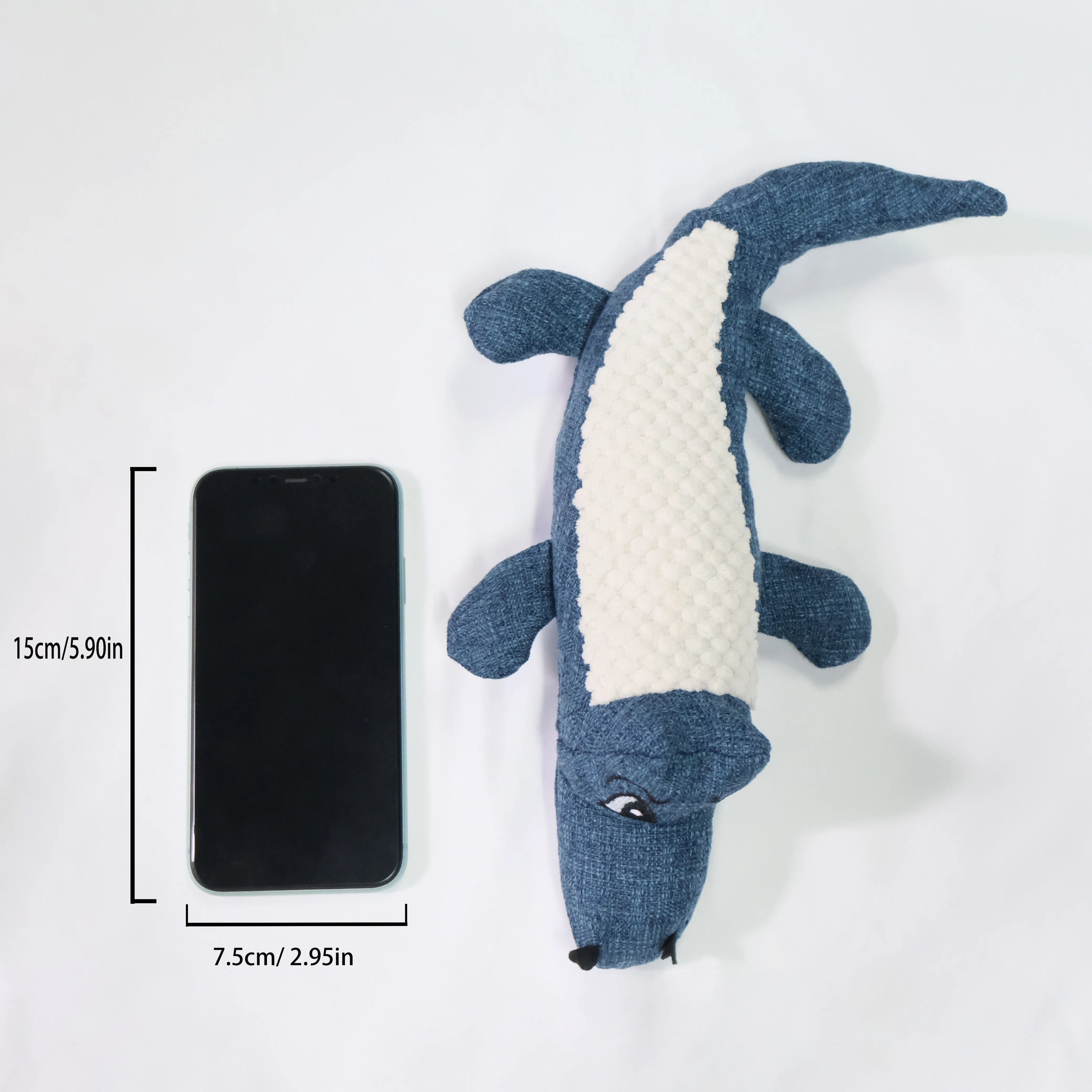 Corn grid textured pet plush toy with biting sound function in blue, green or red colours