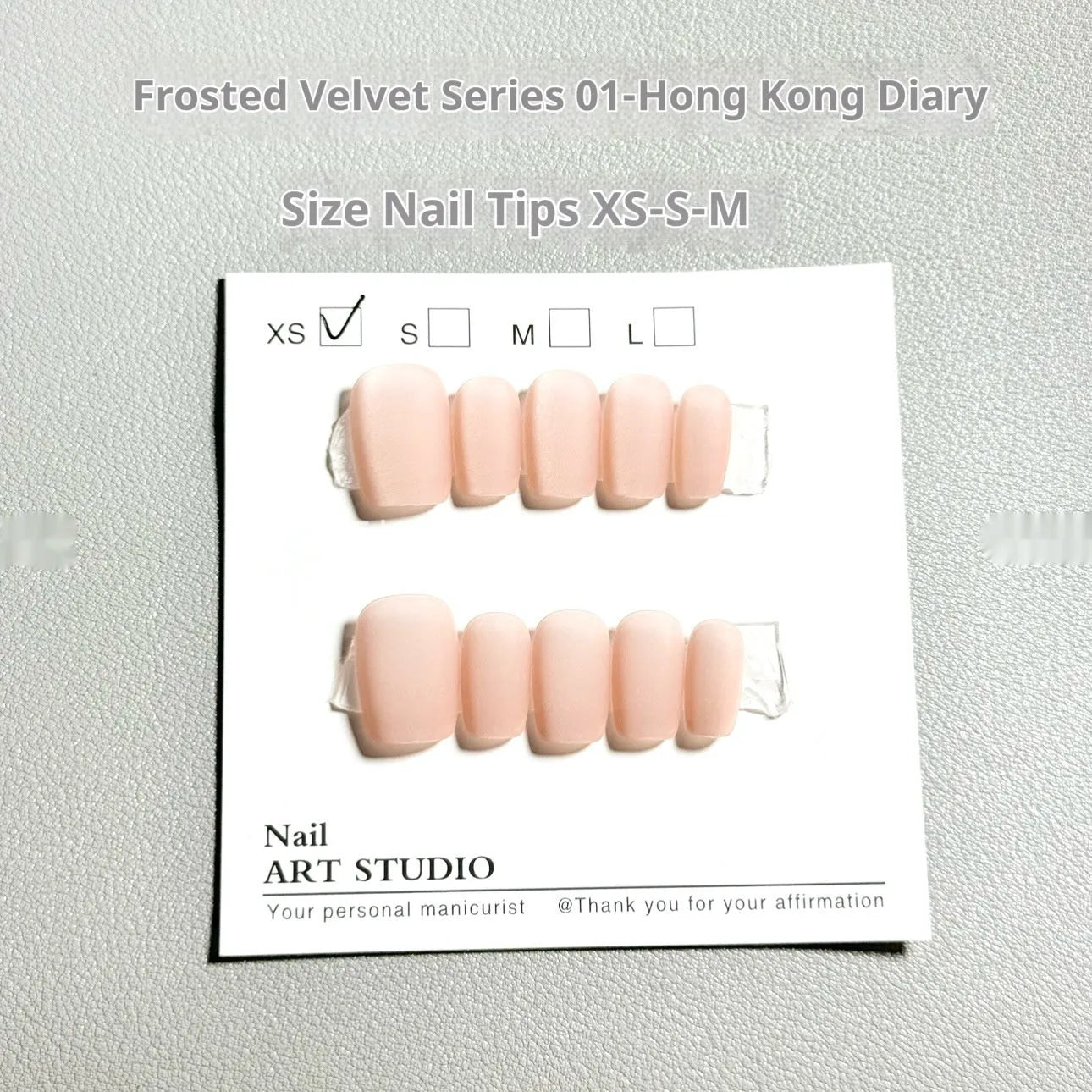 Frosted Velvet Cat's Eye artificial nail set showing short ladder XS, S, M sizes with aurora and electroplated finishes.