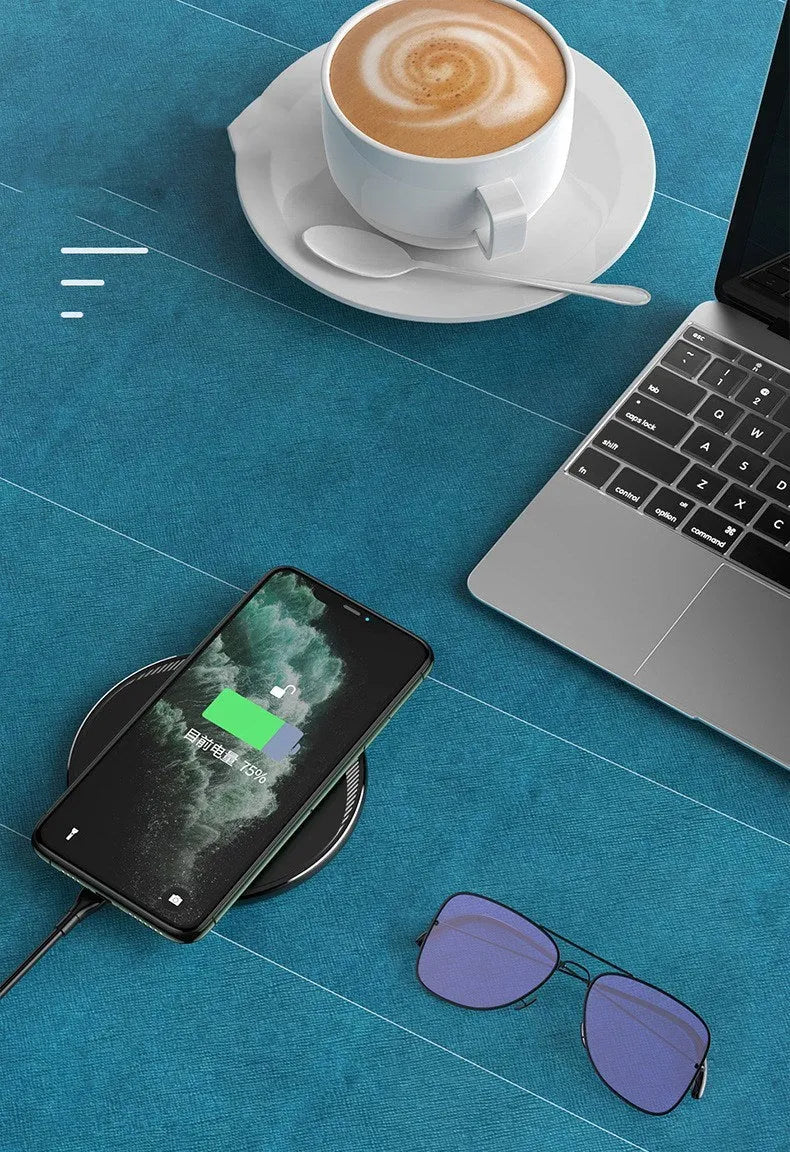 Black Kuulaa KL-CD16 wireless disc phone charger with LED indicator and Micro USB port